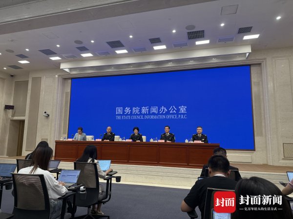 国荣配资 坚决防止毒品走私入境！“十四五”以来全国海关缴获各类毒品15.7吨